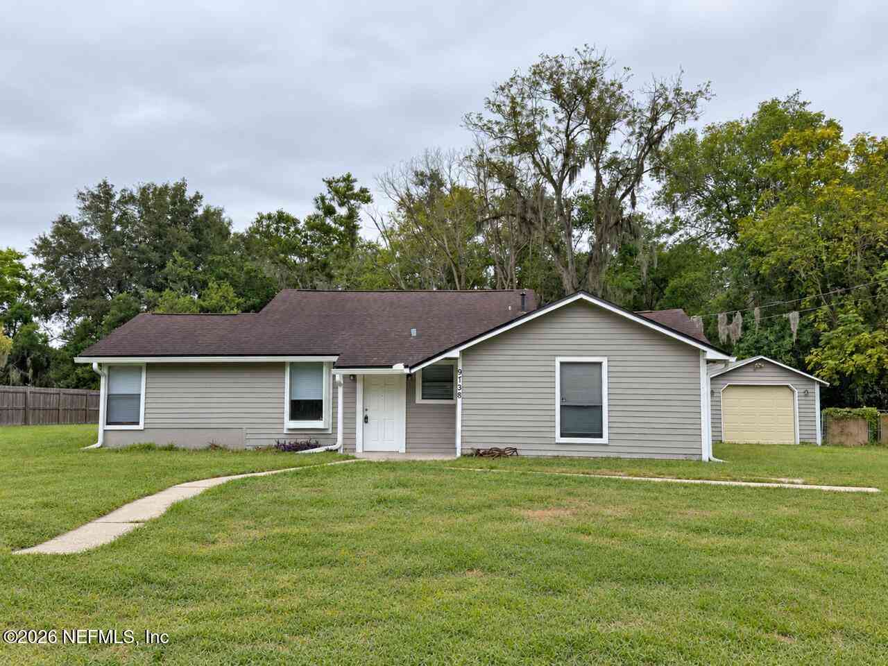 Homes For Rent - 9738 Eisenhower Road<br/> Jacksonville, FL 32246