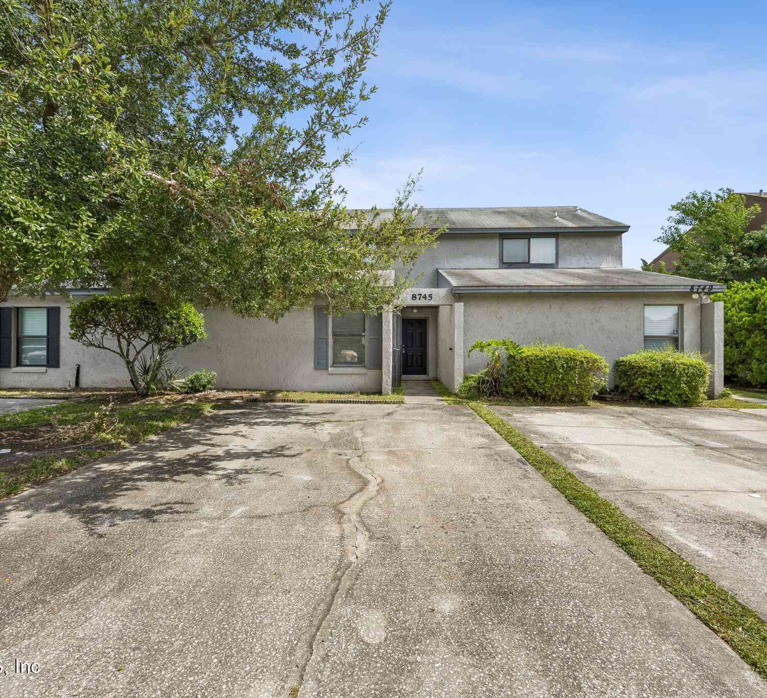 Townhouse For Rent - 8745 Whispering Pines Drive<br/> Jacksonville, FL 32244