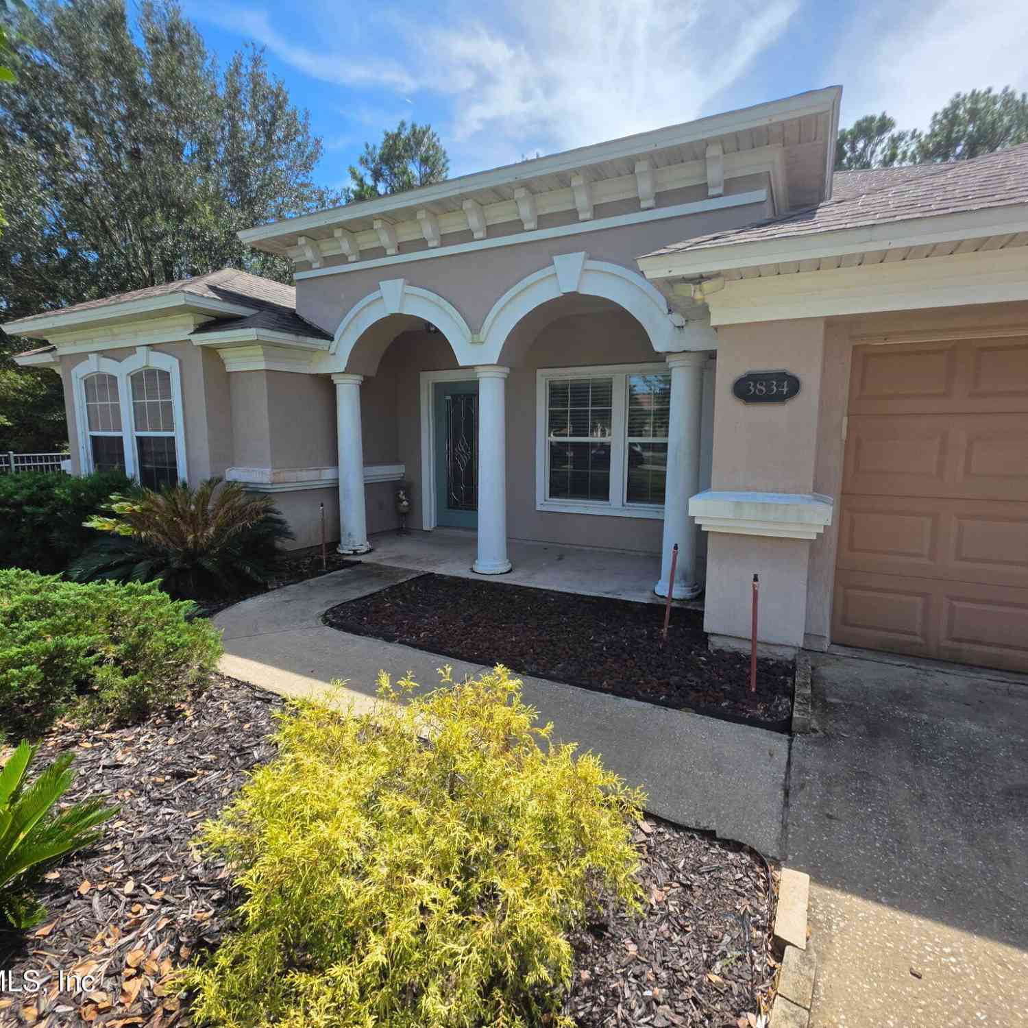 Homes For Rent - 3834 Marsh Bluff Drive<br/> Jacksonville, FL 32226