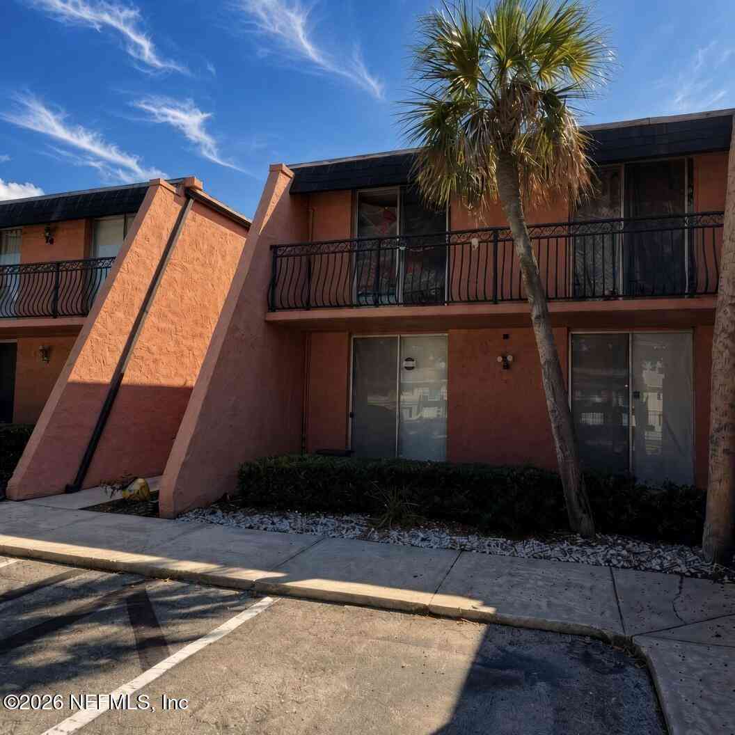 Condo For Sale - 3401 Townsend Boulevard #408<br/> Jacksonville, FL 32277