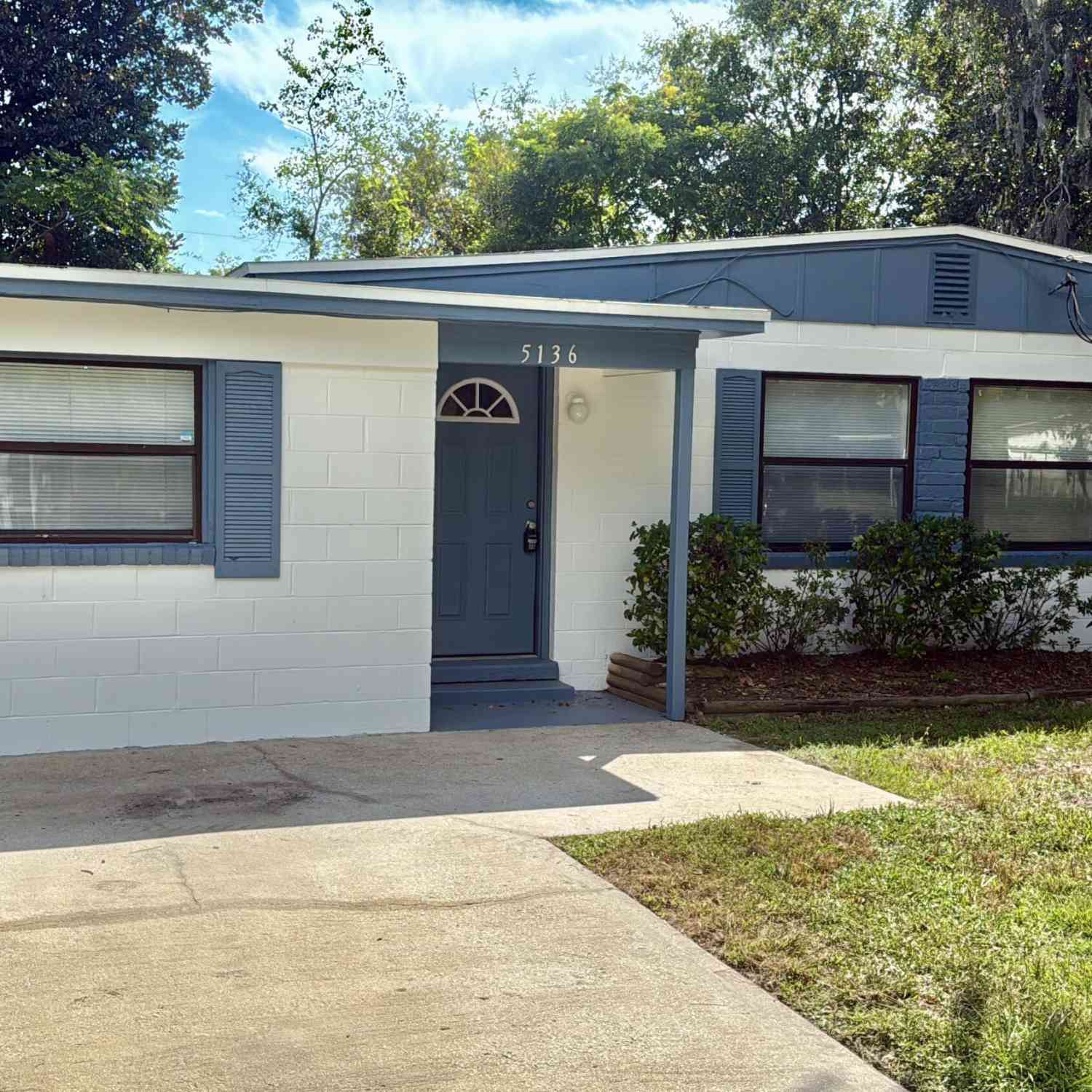 Homes For Sale - 5136 110th Street<br/> Jacksonville, FL 32244