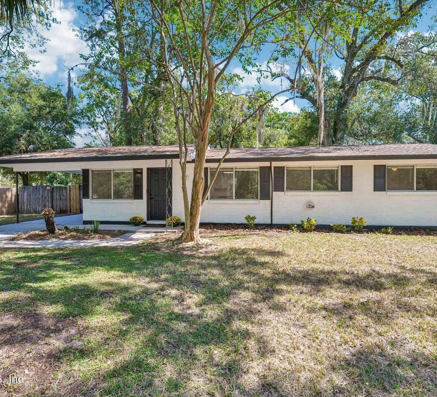 Homes For Sale - 5105 Seaboard Avenue<br/> Jacksonville, FL 32210