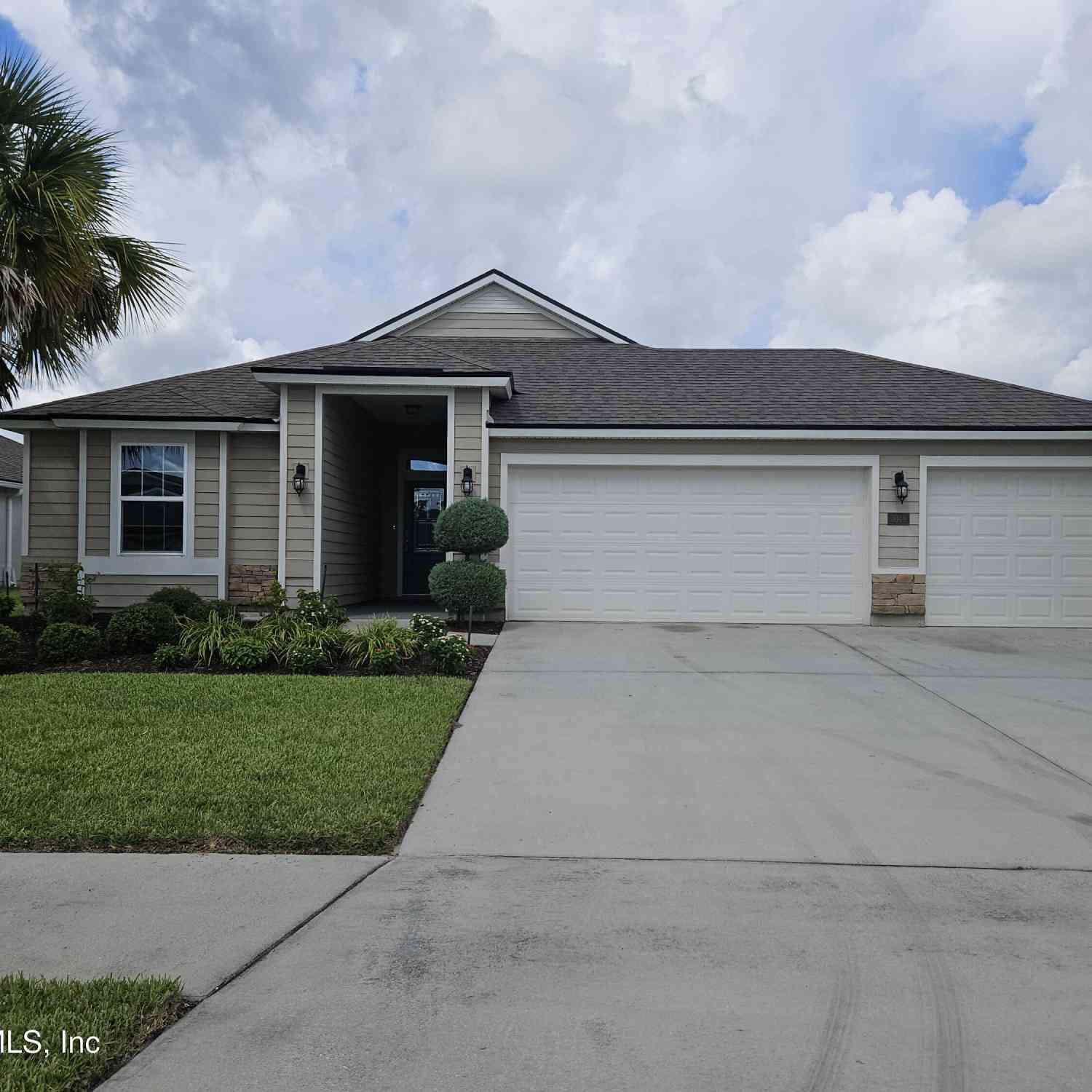 Homes For Rent - 3049 Morning Lake Court<br/> Clay County, Green Cove Springs, FL 32043