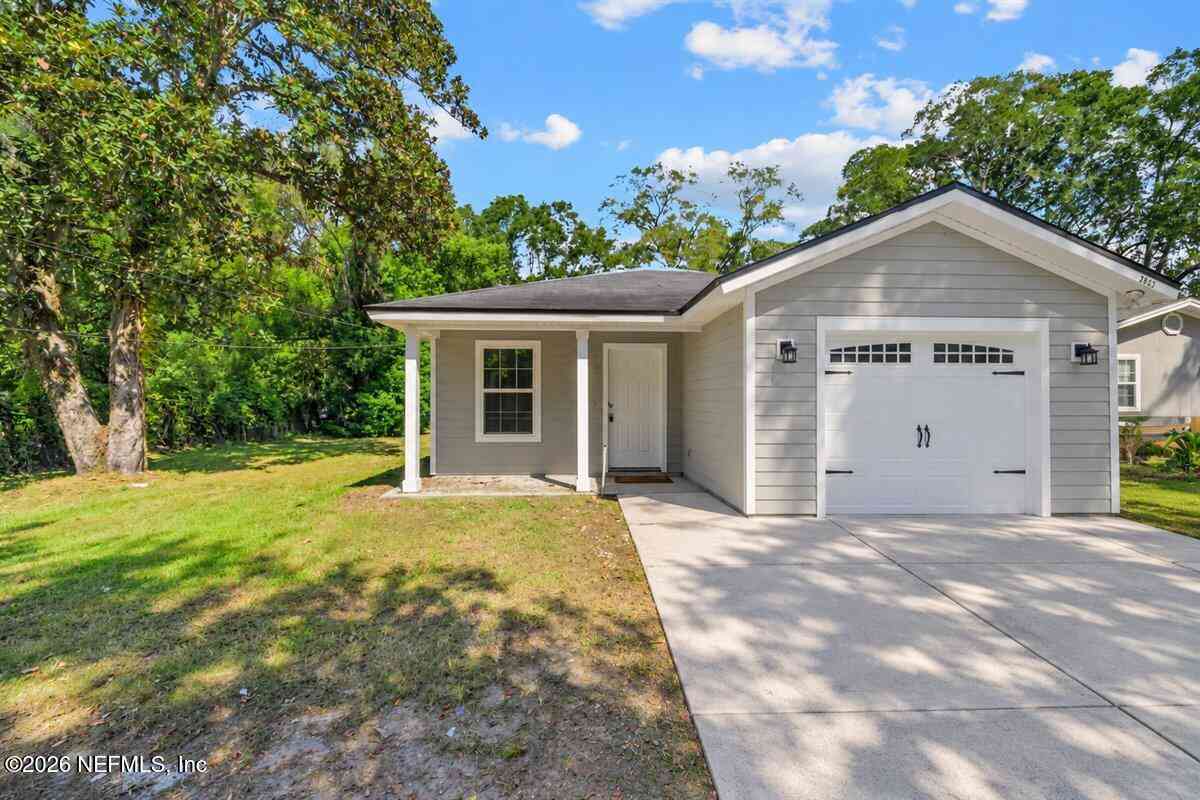 Homes For Sale - 3803 Soutel Drive<br/> Jacksonville, FL 32208