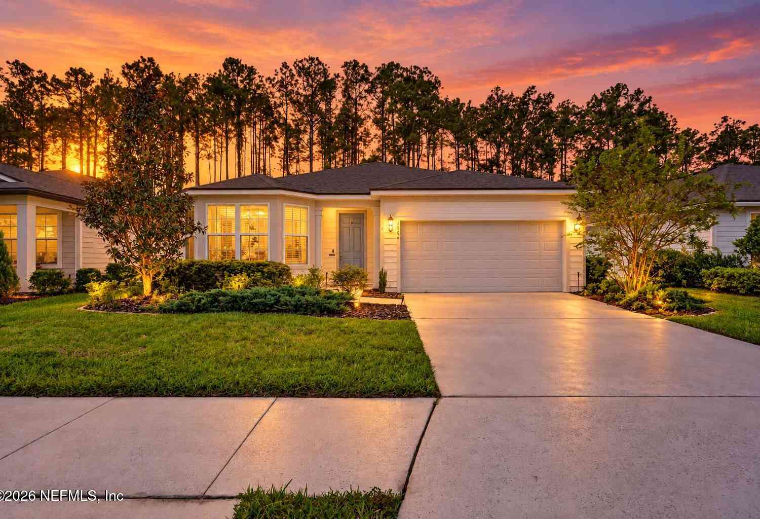Homes For Sale - 4564 Farmhouse Gate Trail<br/> Jacksonville, FL 32226