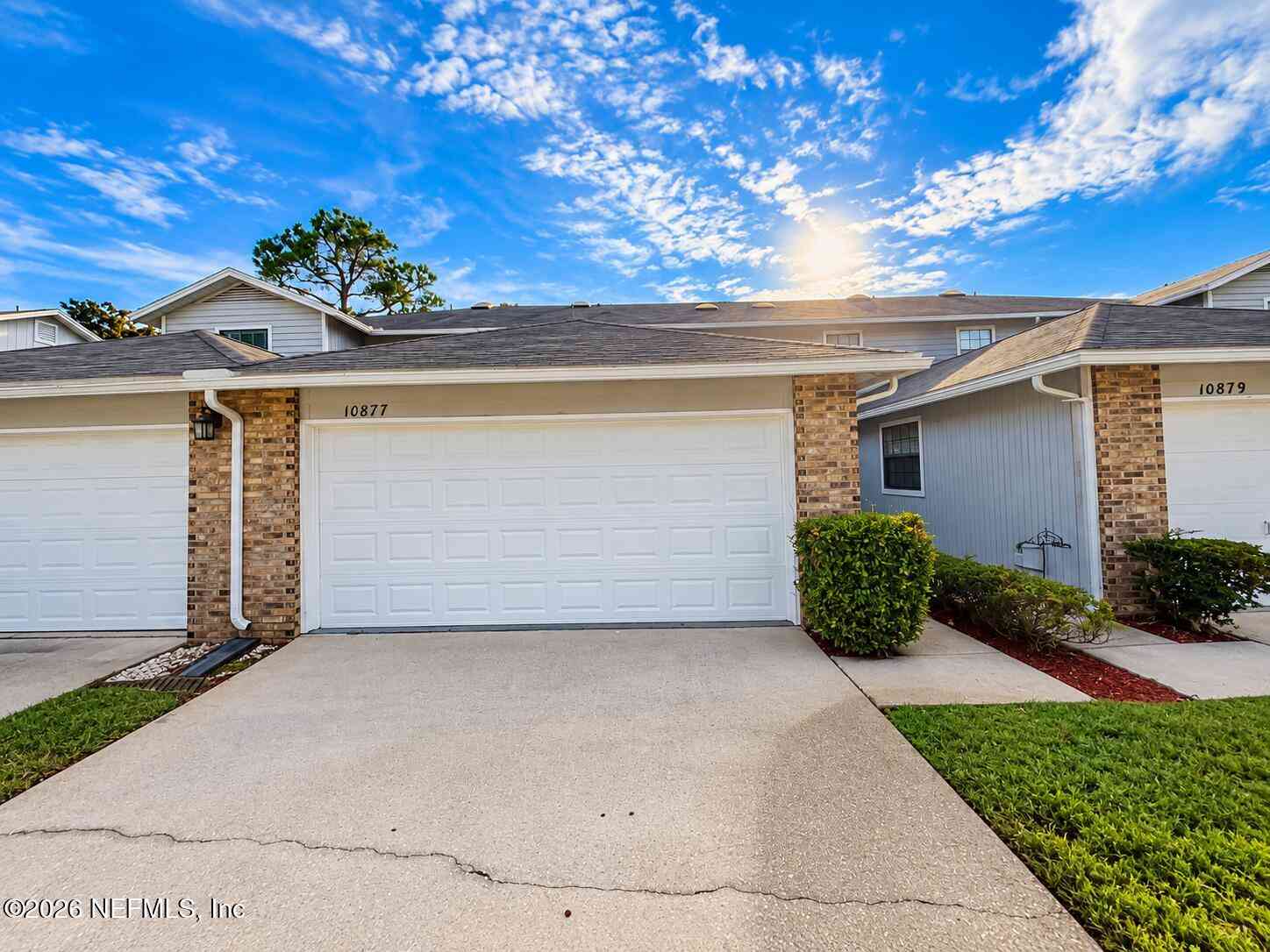 Townhouse For Sale - 10877 Cabbage Pond Court<br/> Jacksonville, FL 32257