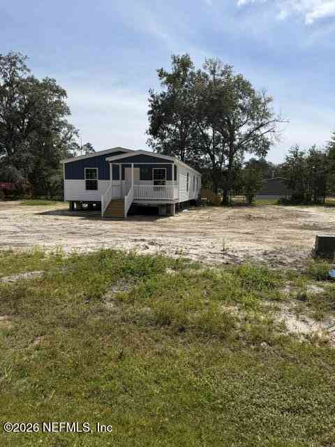 Mobile Home For Sale - 27585 W Fourth Avenue<br/> Hilliard, FL 32046