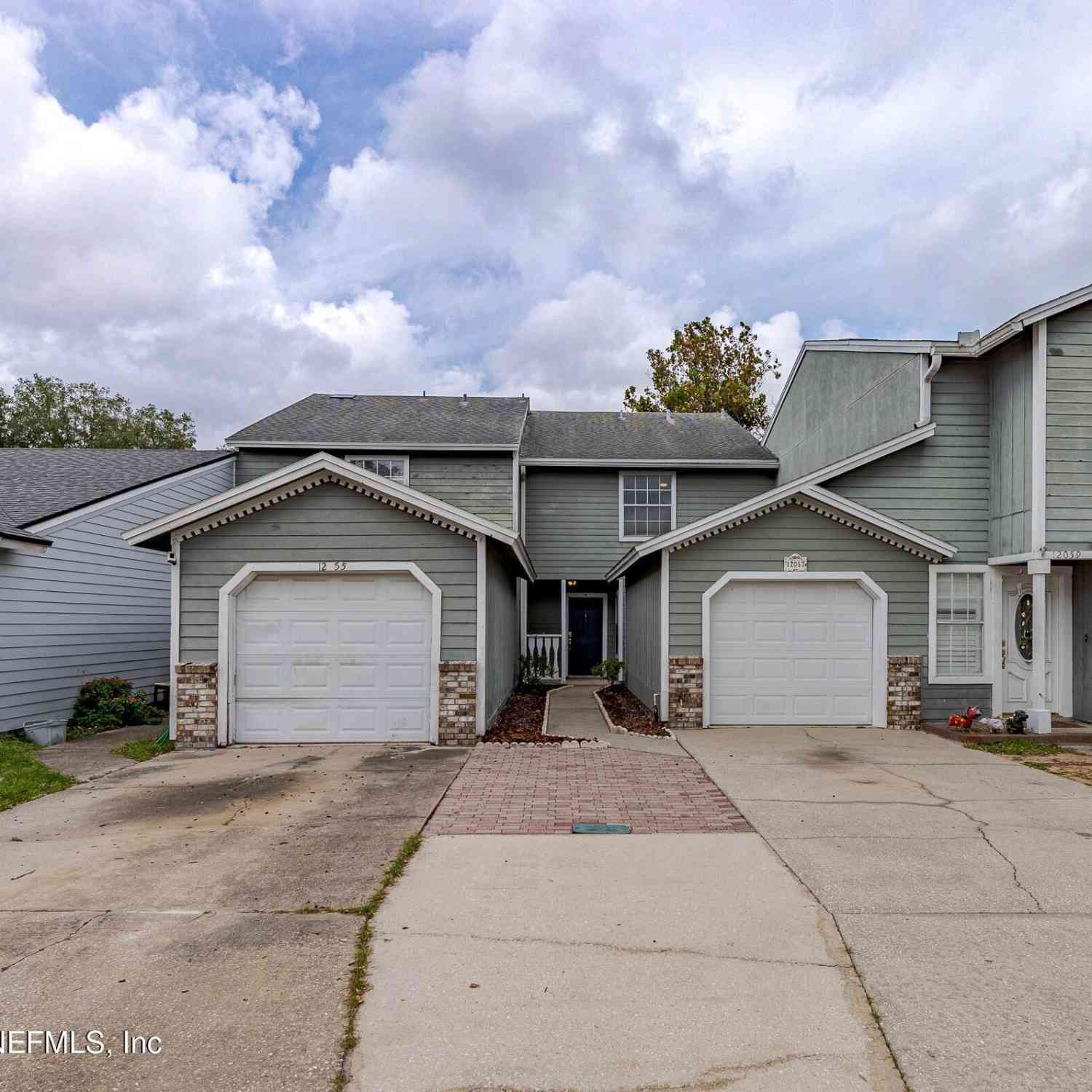Townhouse For Sale - 12057 Cobblewood Lane<br/> Jacksonville, FL 32225