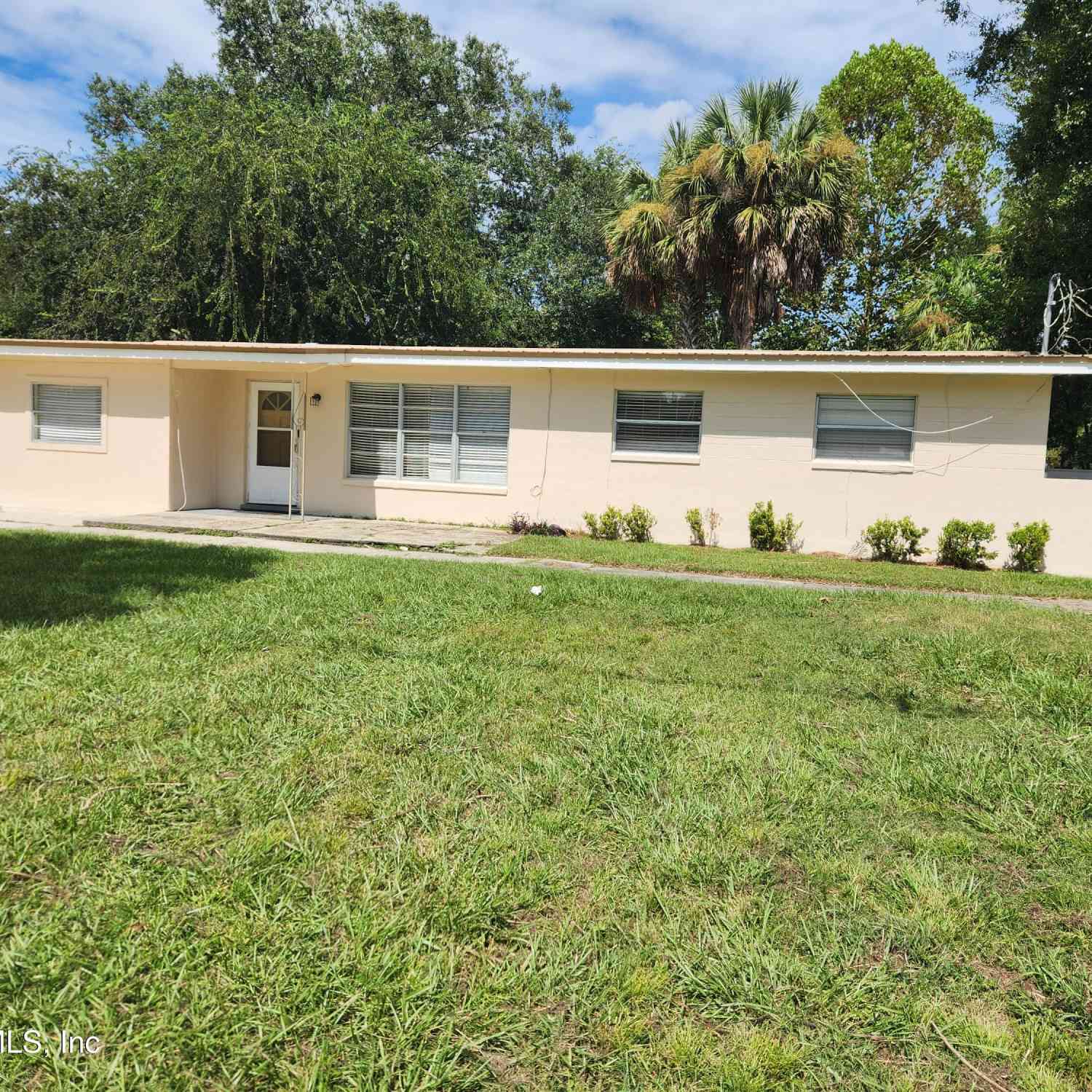 Homes For Rent - 8015 Patou Drive<br/> Jacksonville, FL 32210