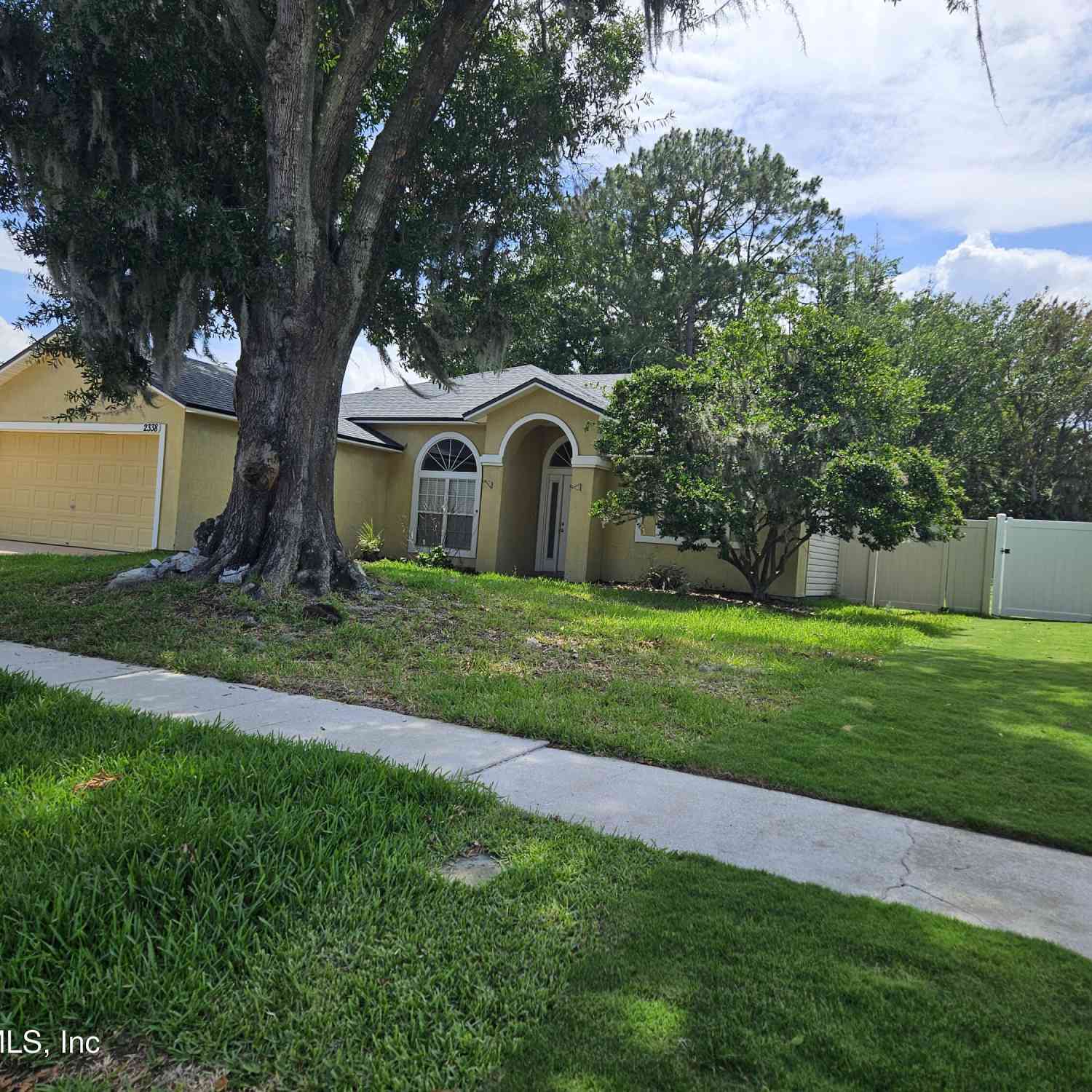 Homes For Rent - 2338 N Cool Springs Drive<br/> Jacksonville, FL 32246