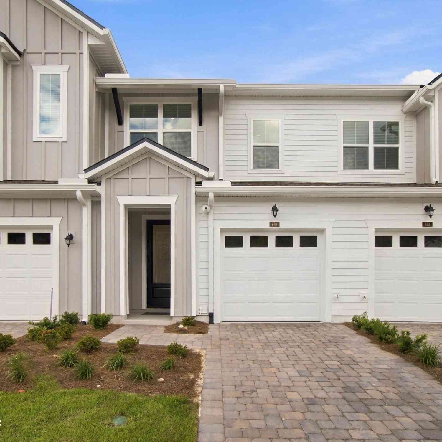Townhouse For Sale - 669 Windchime Street<br/> Yulee, FL 32097