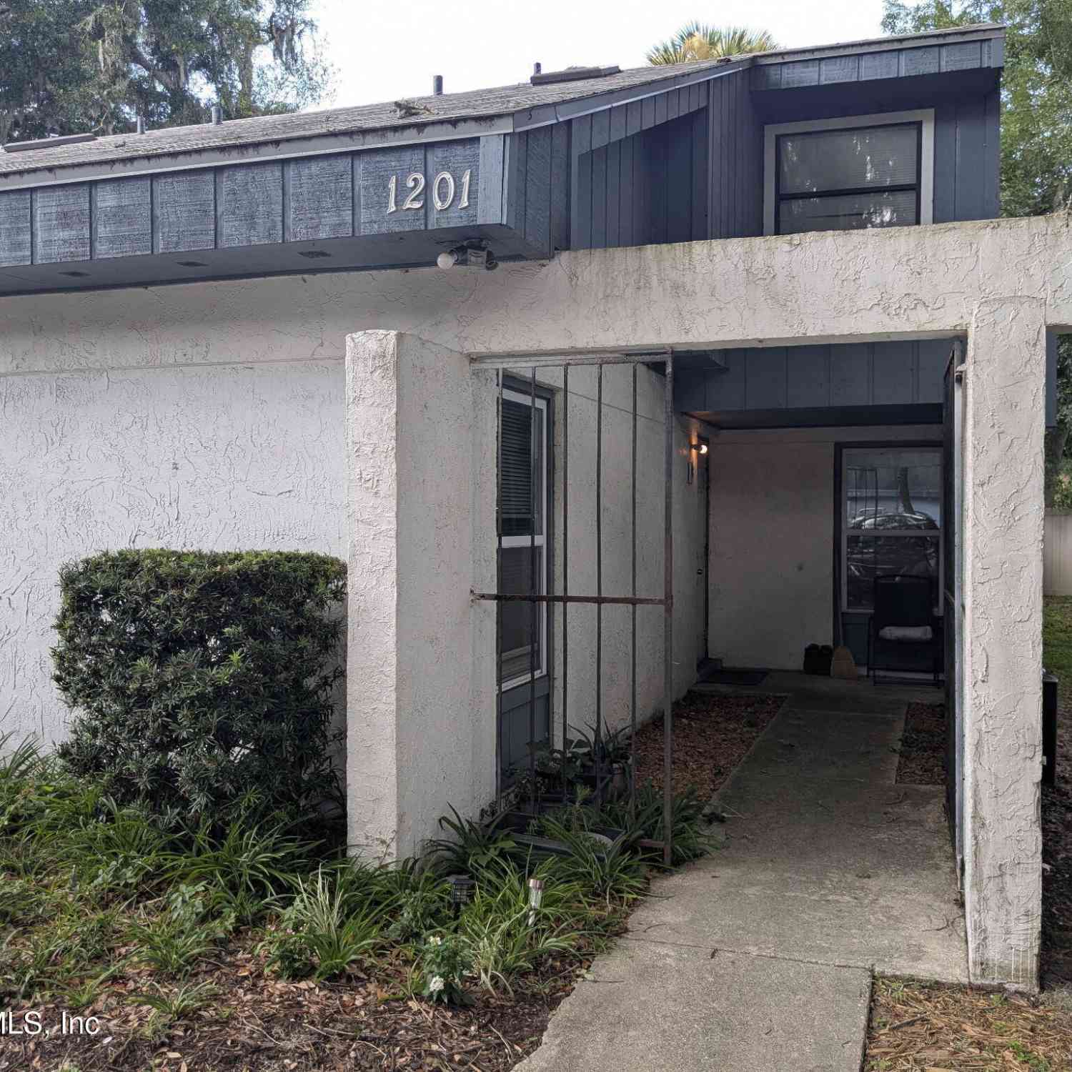 Townhouse For Sale - 1201 Mayport Landing Circle<br/> Jacksonville, FL 32233