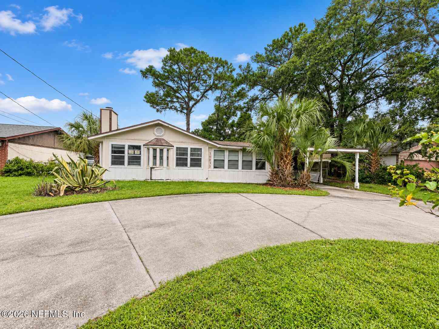 Homes For Sale - 10933 Luana Drive<br/> Jacksonville, FL 32246