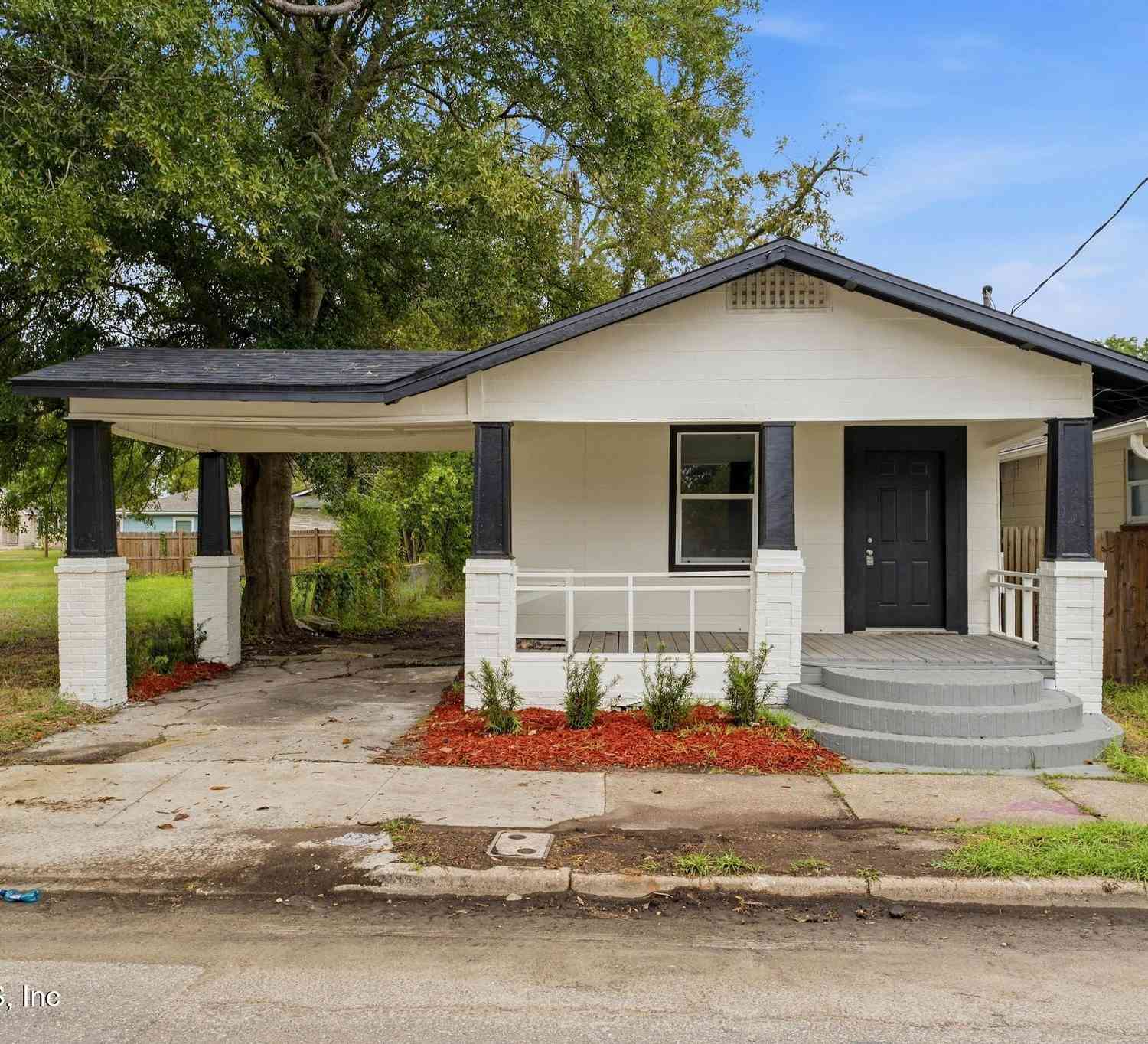 Homes For Rent - 1409 W 5th Street<br/> Jacksonville, FL 32209