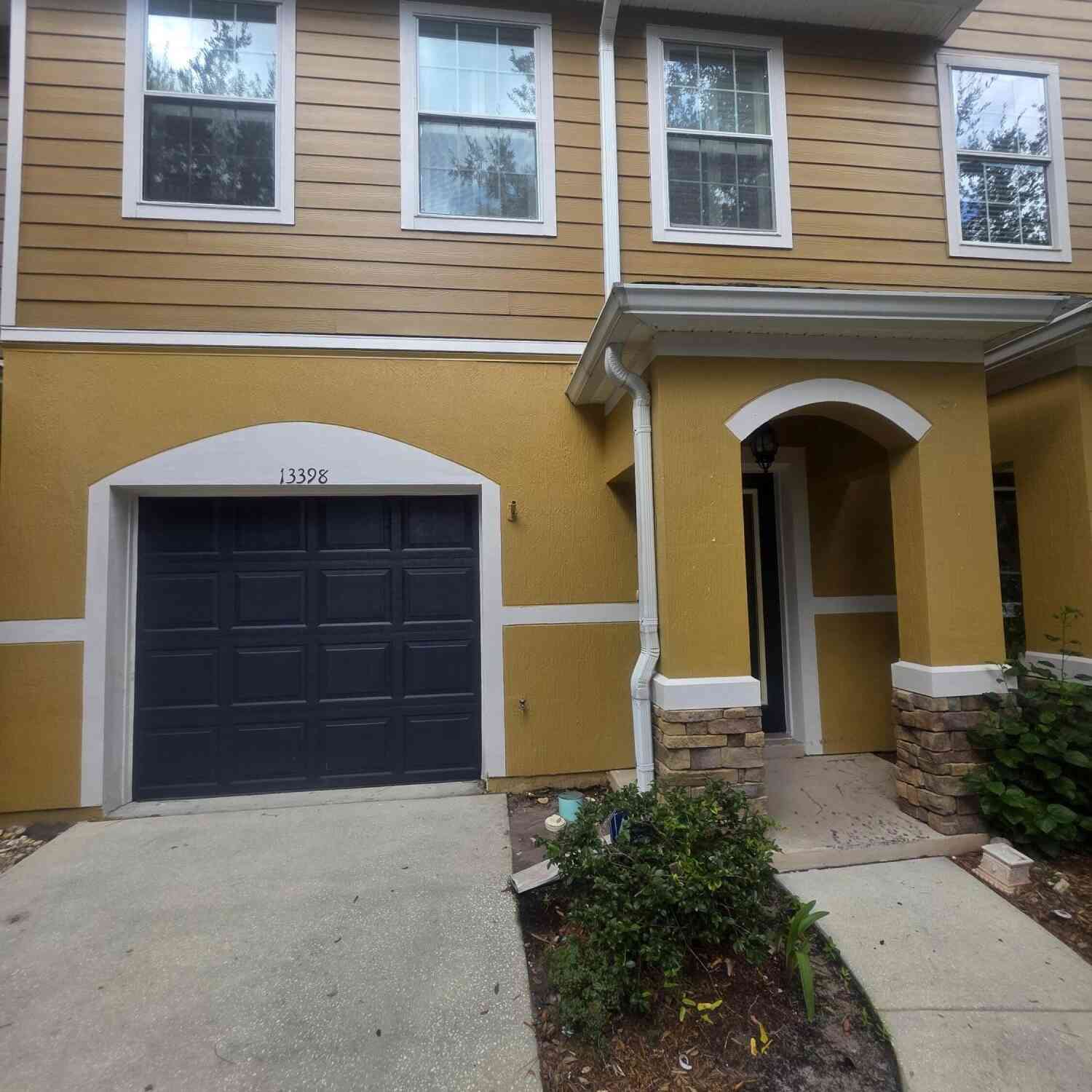 Townhouse For Sale - 13398 Ocean Mist Drive<br/> Jacksonville, FL 32258
