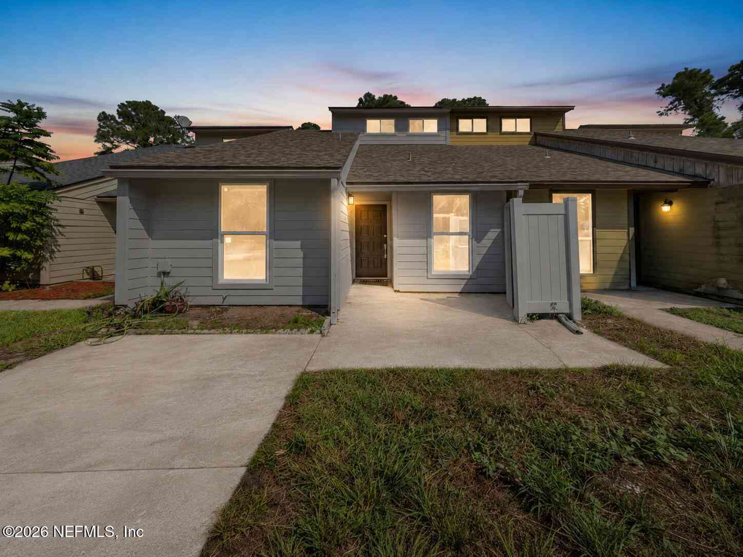 Townhouse For Sale - 1847 Oak Water Drive<br/> Jacksonville, FL 32225