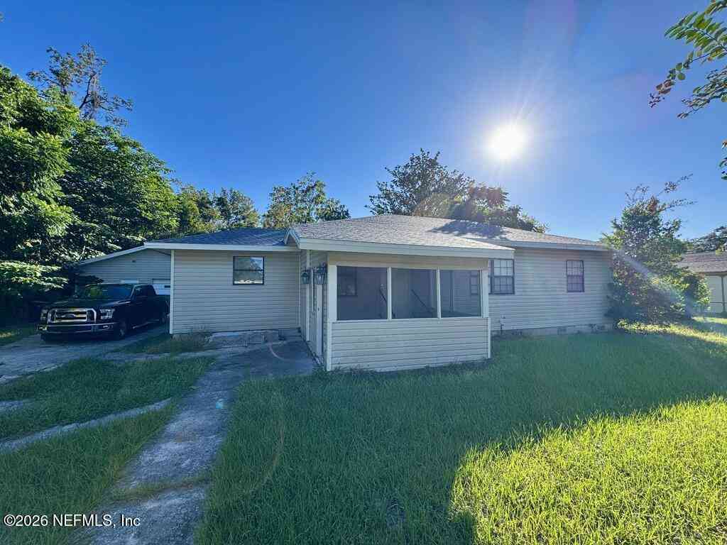 Homes For Sale - 9023 Jackson Avenue<br/> Jacksonville, FL 32208