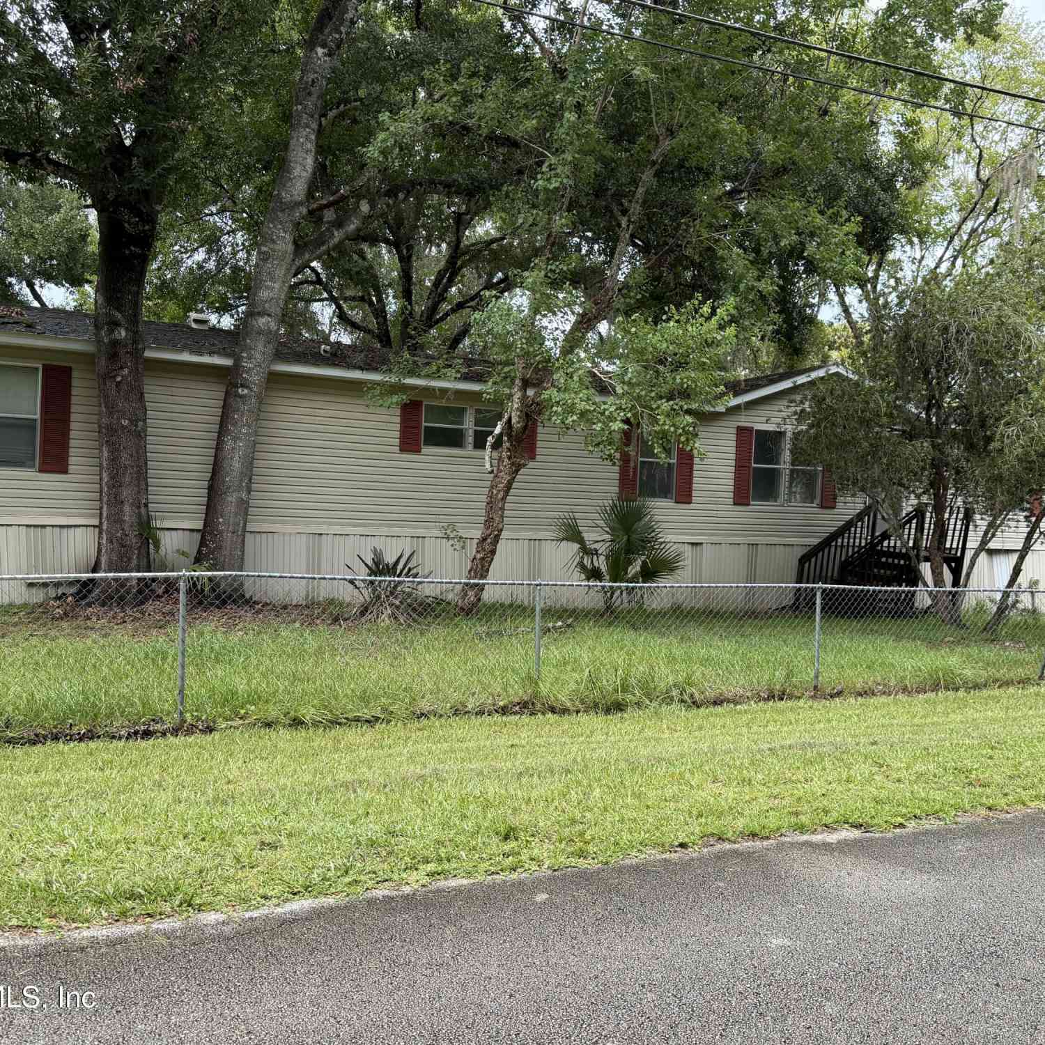 Mobile Home For Sale - 55616 Lee Street<br/> Lake County, Astor, FL 32102