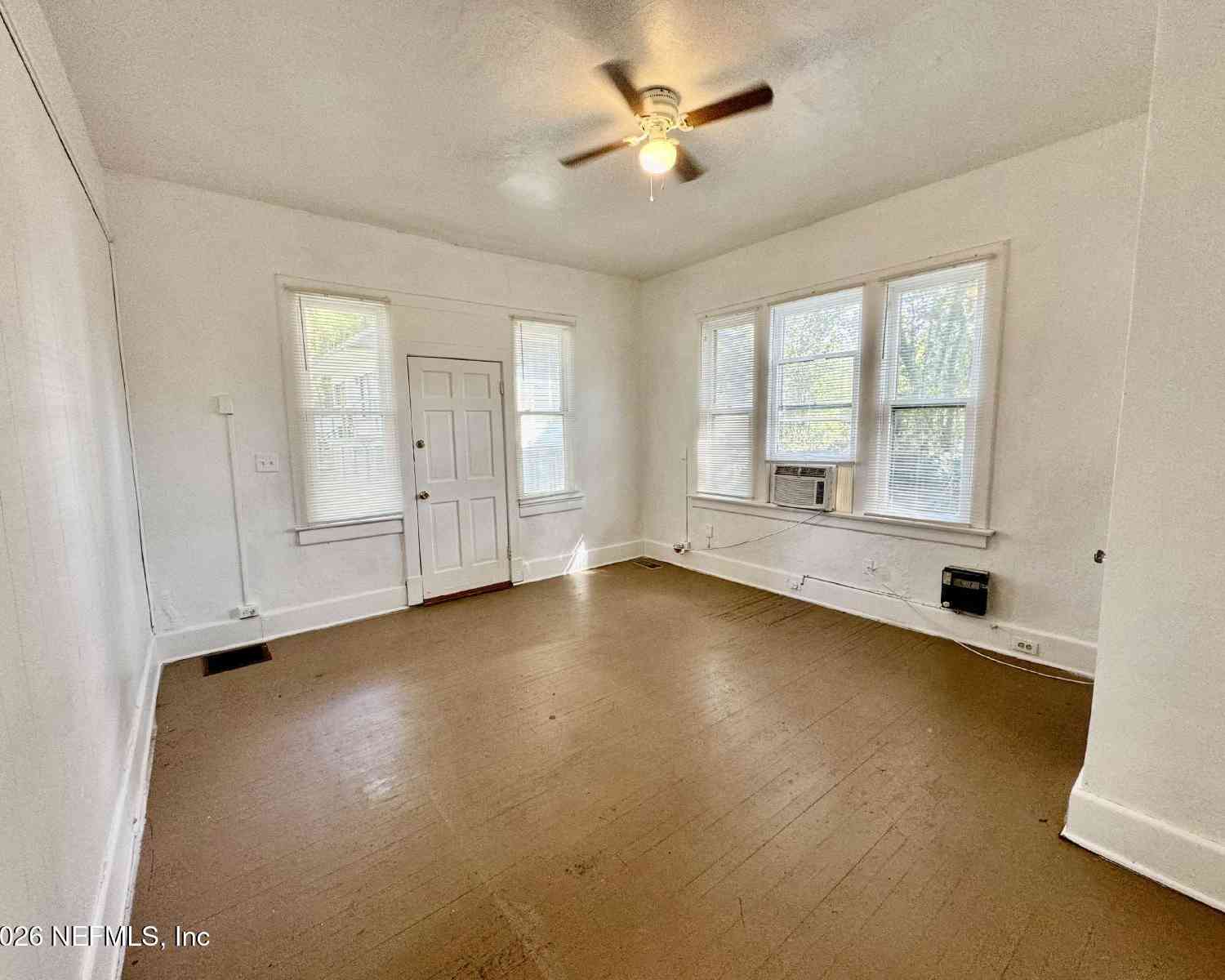 Townhouse For Rent - 2932 Selma Street<br/> Jacksonville, FL 32205