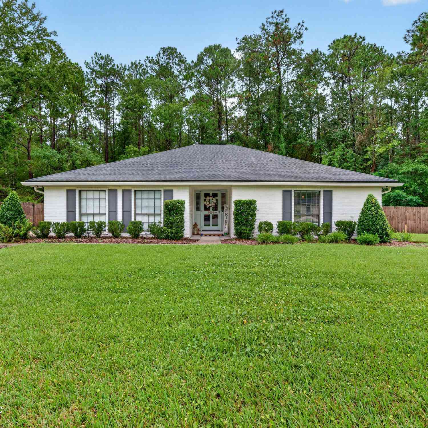 Homes For Sale - 989 Ashington Lane<br/> Jacksonville, FL 32221