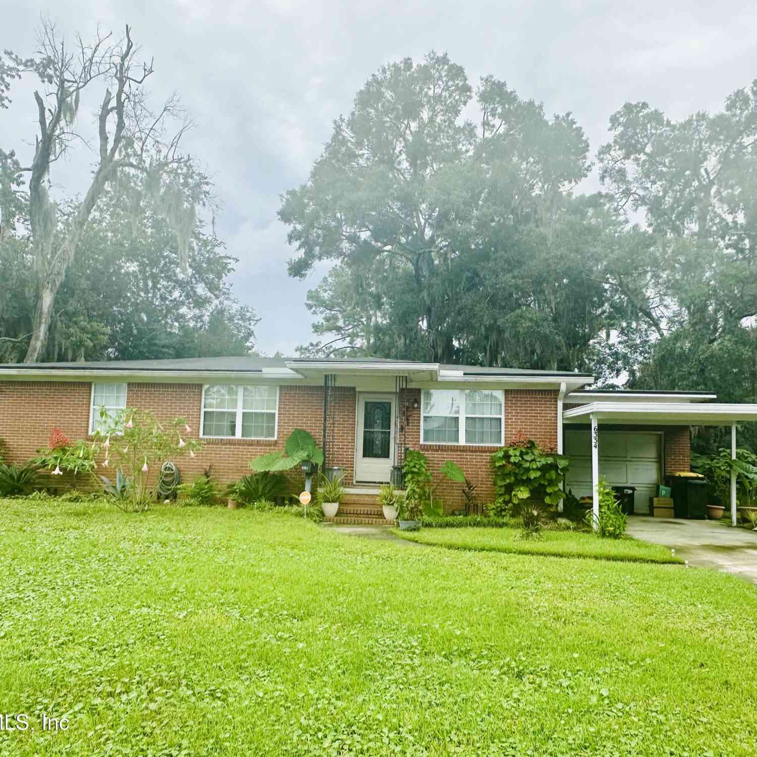 Homes For Sale - 6334 Cherry Laurel Drive<br/> Jacksonville, FL 32210