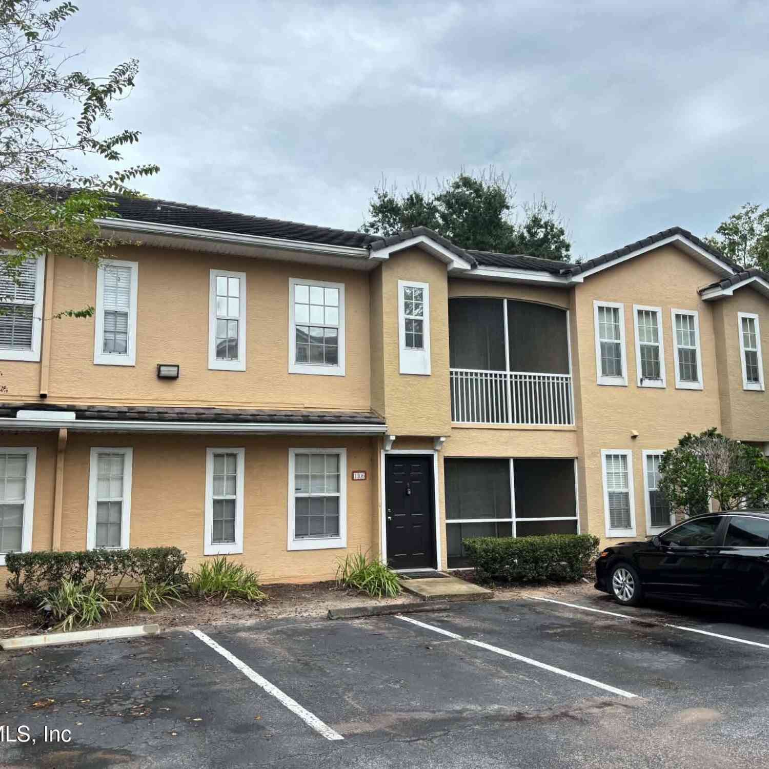 Condo For Sale - 10075 Gate Parkway #1306<br/> Jacksonville, FL 32246