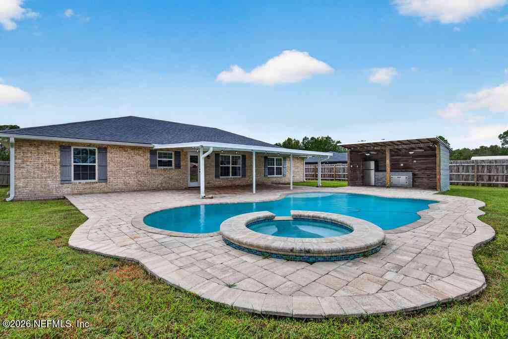 Homes For Sale - 53084 Equestrian Way<br/> Callahan, FL 32011