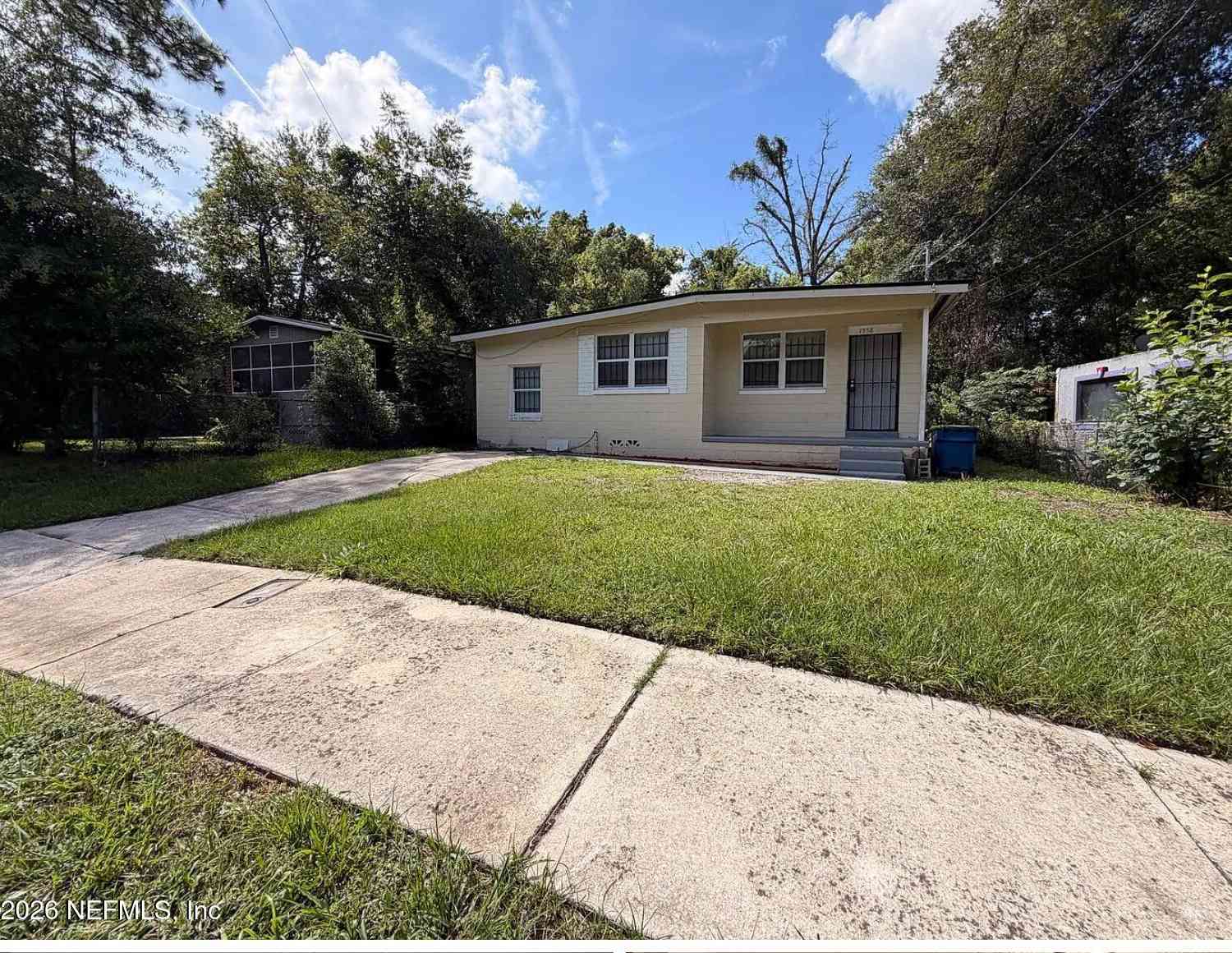 Homes For Sale - 1558 W 31st Street<br/> Jacksonville, FL 32209