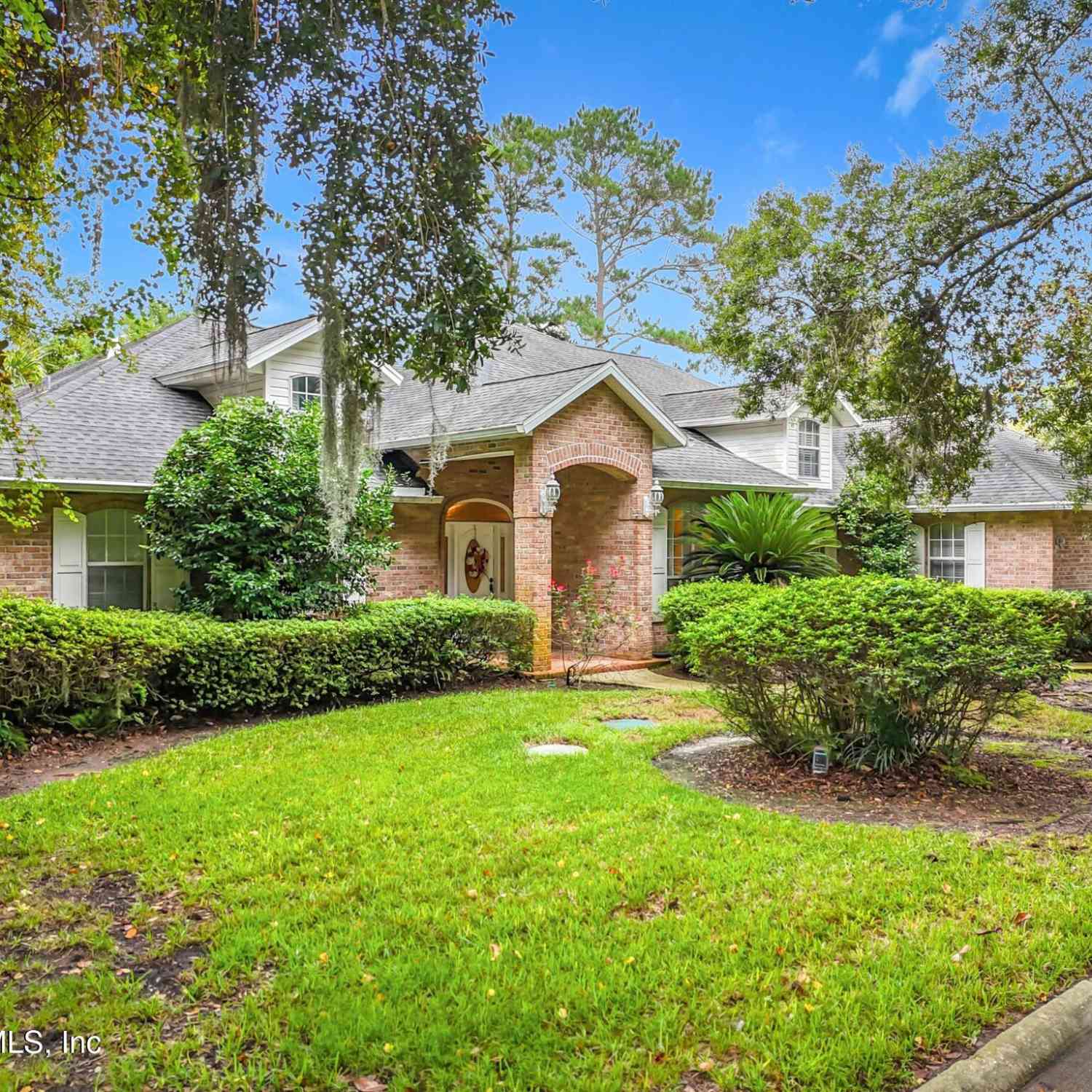 Homes For Sale - 8960 Lake Kathryn Drive<br/> Saint Johns County, Ponte Vedra Beach, FL 32082
