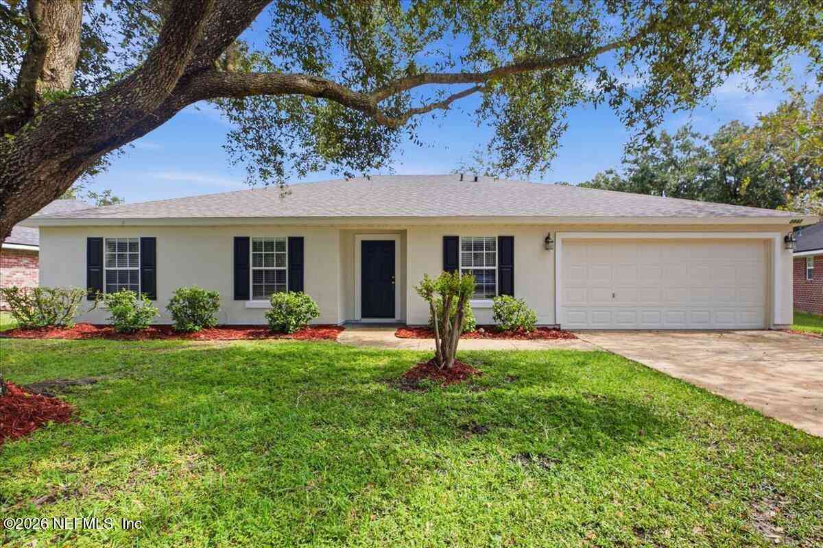 Homes For Sale - 2842 Taylor Hill Drive<br/> Jacksonville, FL 32221