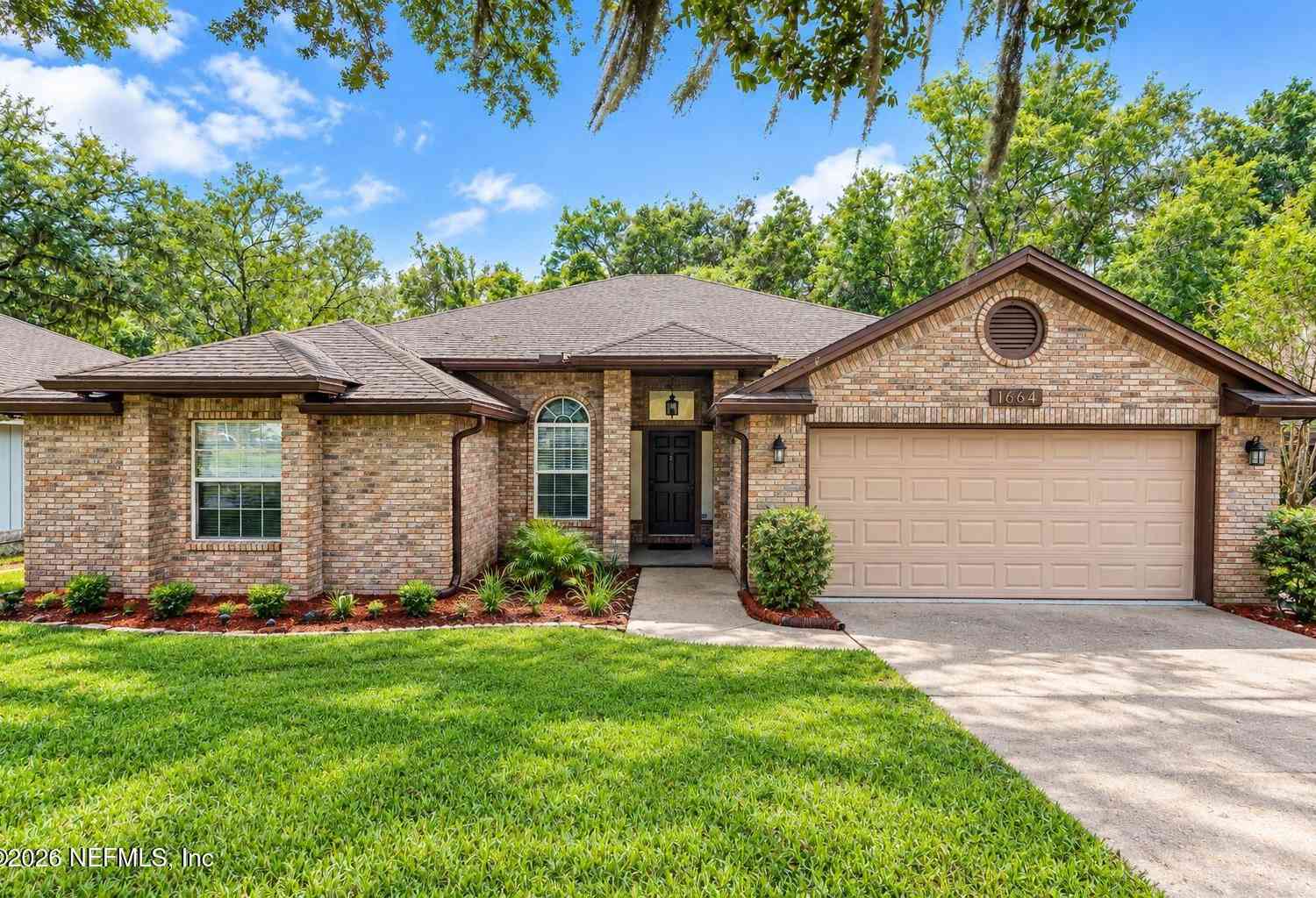 Homes For Sale - 1664 Swimming Salmon Place<br/> Jacksonville, FL 32225