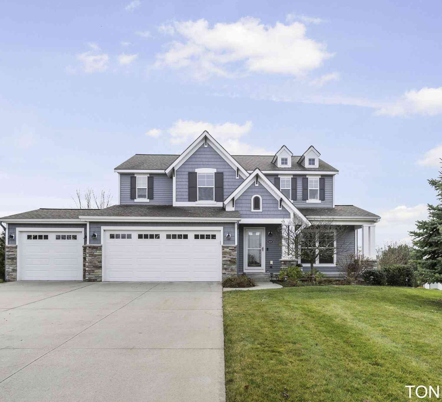 Homes For Sale - 14238 Georgian Bay Drive<br/> Holland, MI 49424