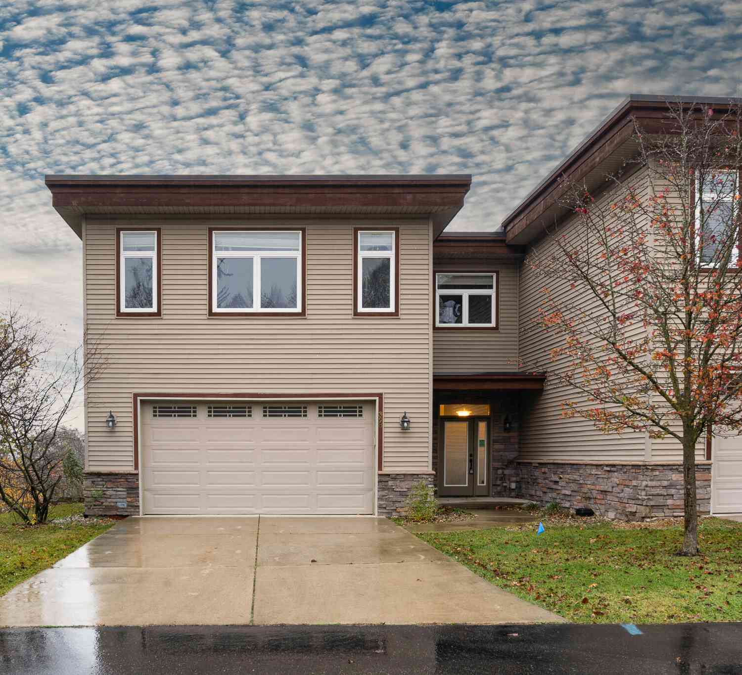 Condo For Sale - 398 Summit Drive #2D<br/> Kalamazoo, MI 49001