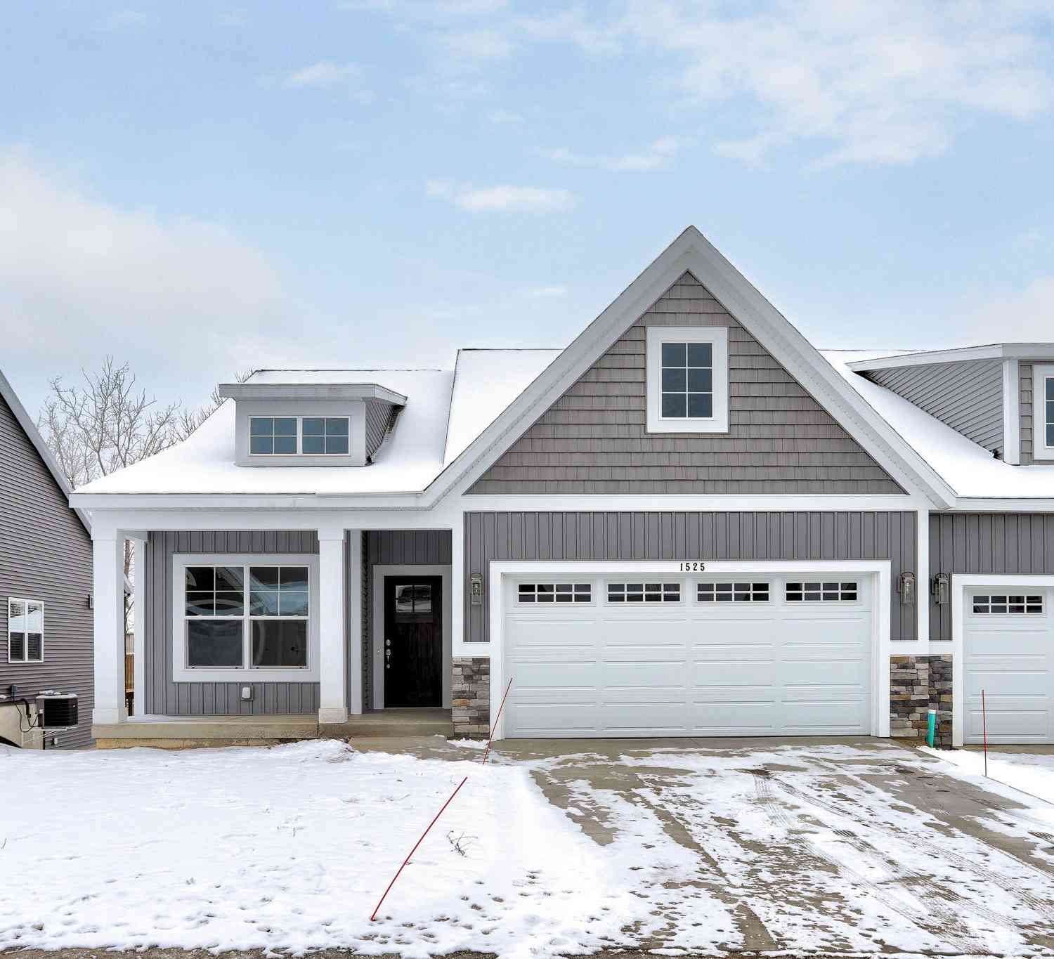 Condo For Sale - 1525 Eagle Shore Court<br/> Ottawa County, Hudsonville, MI 49426