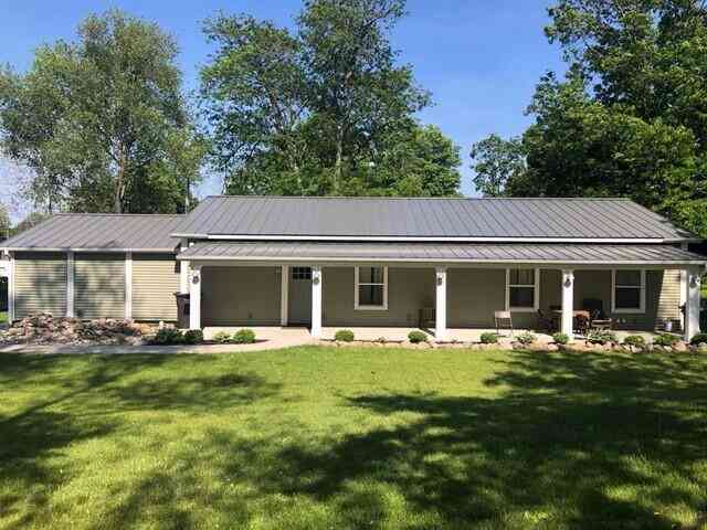 Homes For Sale - 30 E Montgomery Street<br/> Hillsdale, MI 49242