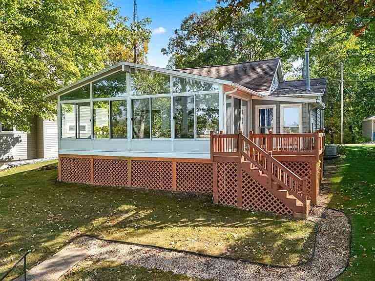 Homes For Sale - 814 Shawnee Beach Drive<br/> Bronson, MI 49028