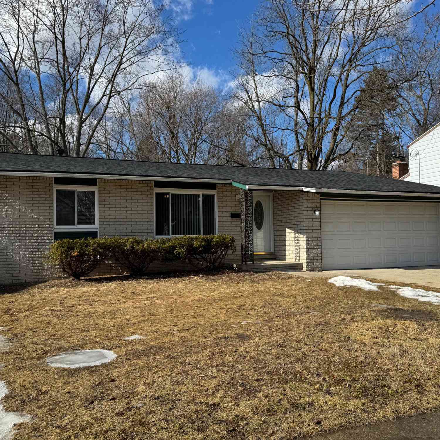 Homes For Sale - 1703 Devon Street<br/> Ypsilanti, MI 48198