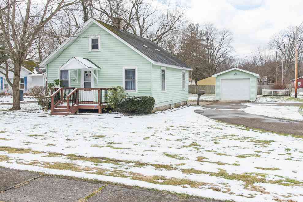 Homes For Sale - 5335 Boylan Avenue<br/> Kalamazoo, MI 49004