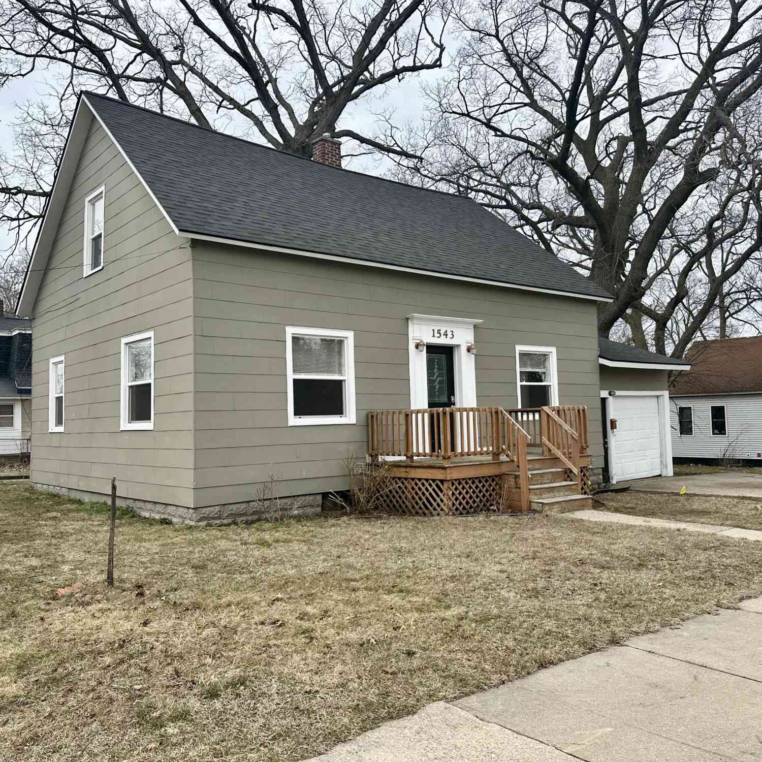 Homes For Sale - 1543 Park Street<br/> Muskegon, MI 49441