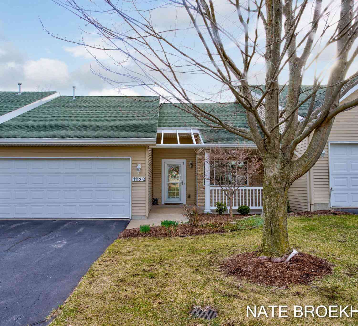 Condo For Sale - 1112 Fountain View Circle #2<br/> Holland, MI 49423