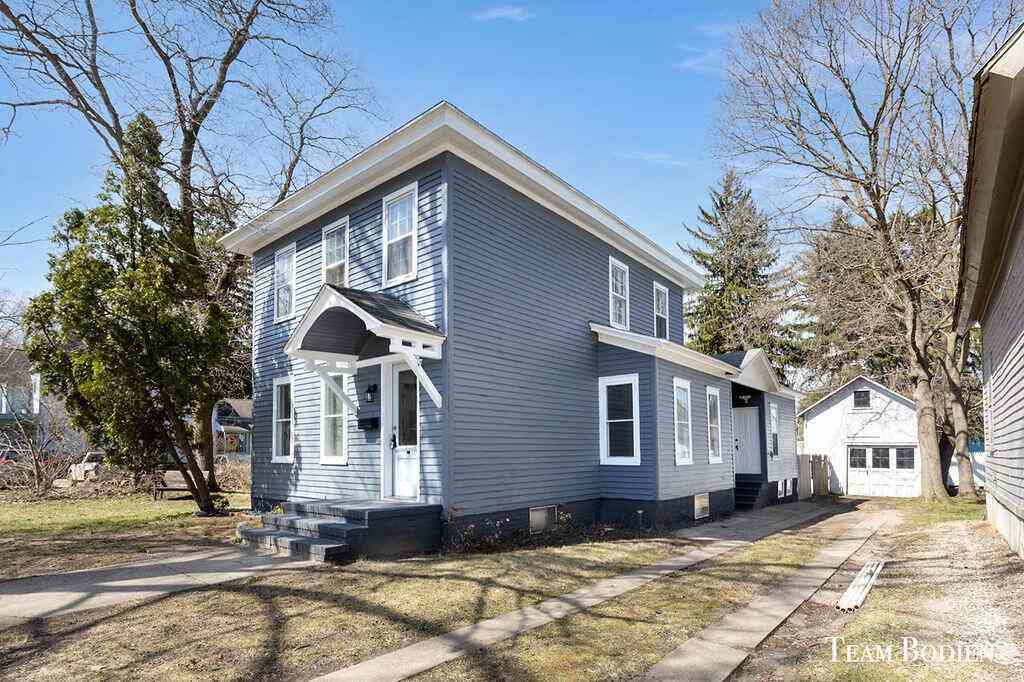 Homes For Sale - 514 Hubbard Street<br/> Allegan, MI 49010