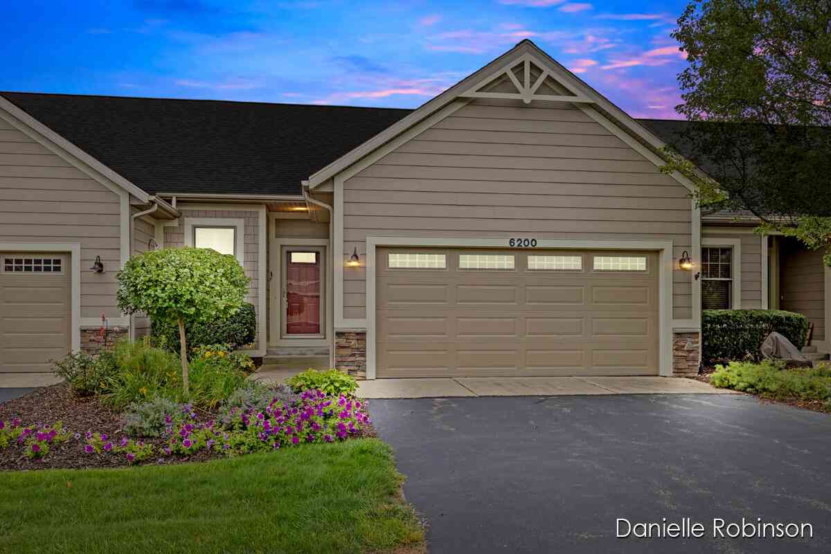 Condo For Sale - 6200 Wild Currant Way<br/> Caledonia, MI 49316