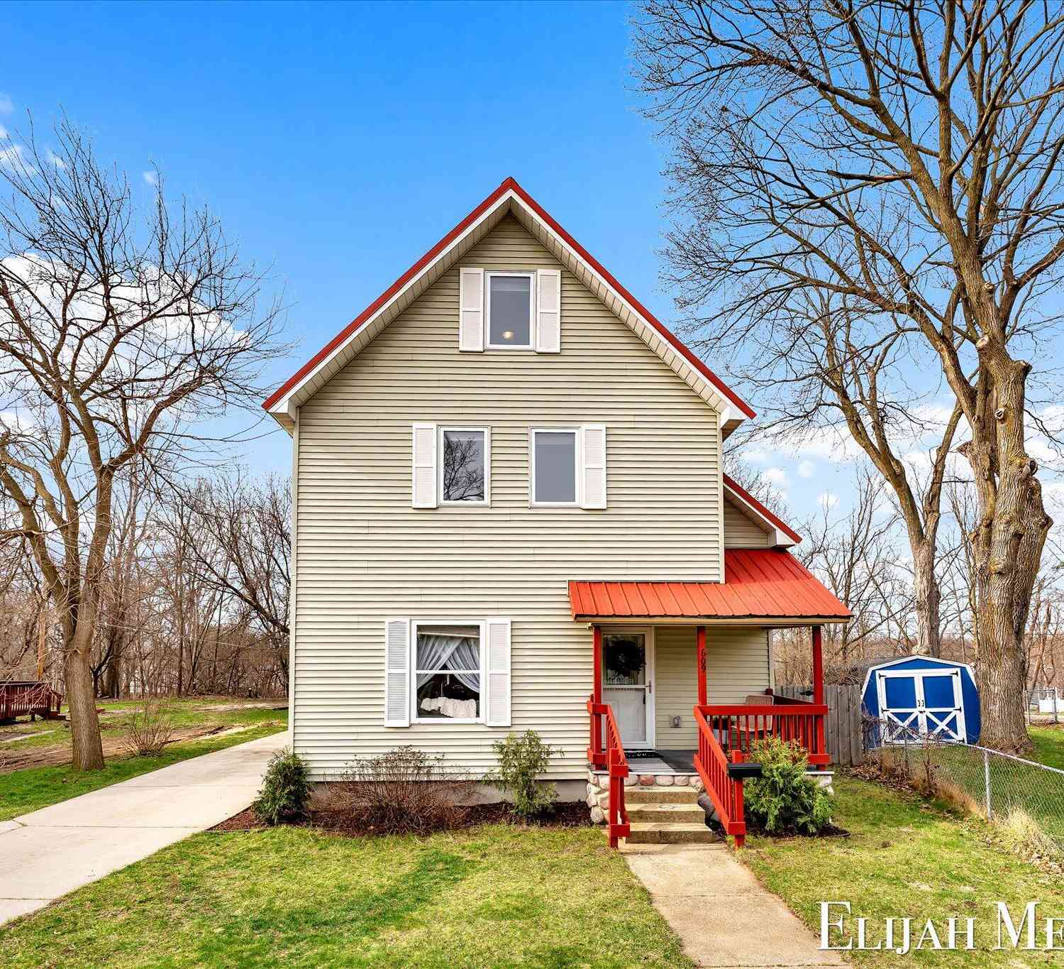 Homes For Sale - 609 W Green Street<br/> Hastings, MI 49058
