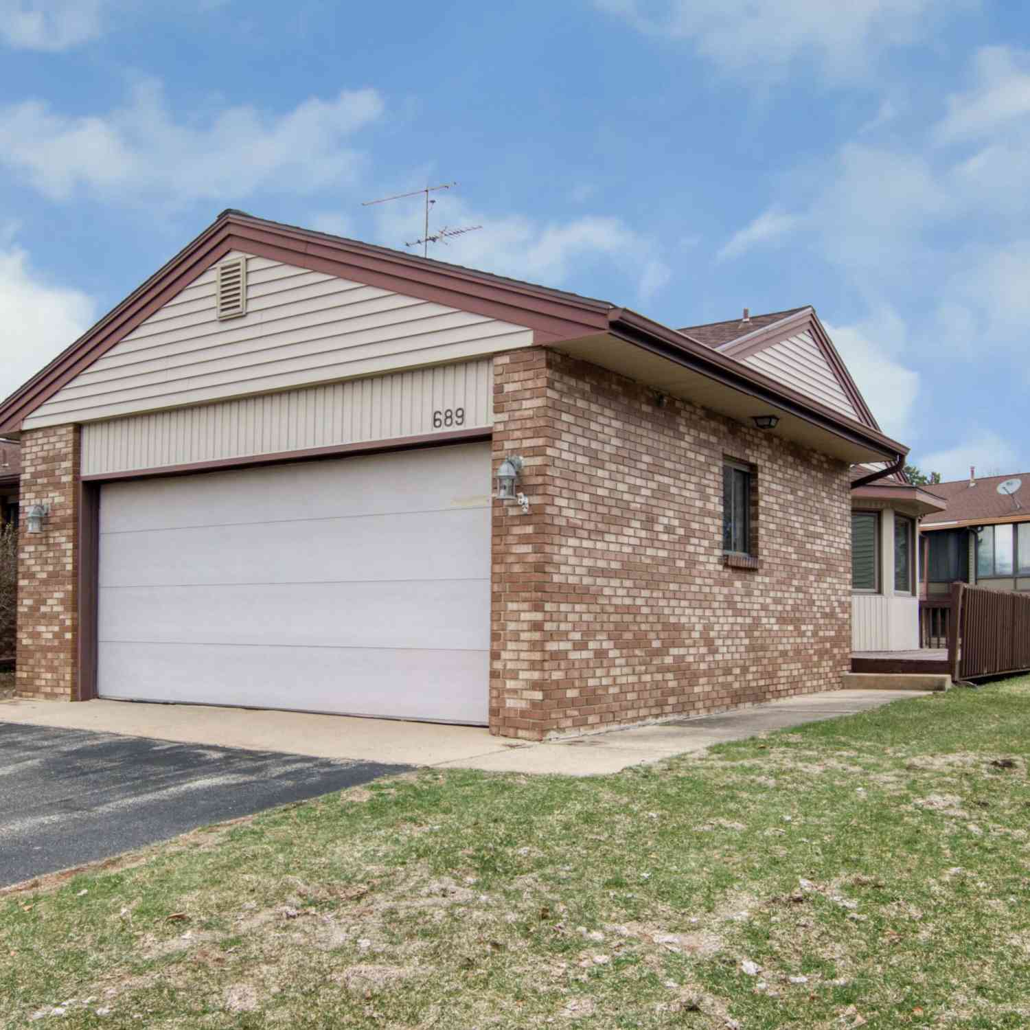 Condo For Sale - 689 Gardenview Court<br/> Byron Center, MI 49315