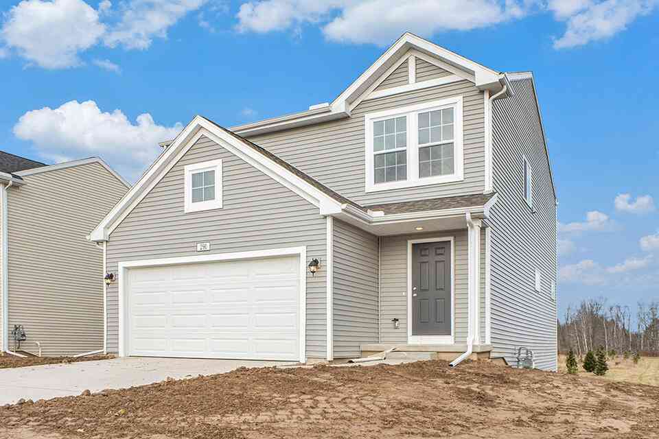 Homes For Sale - 809 Hollyhock Drive<br/> Montcalm County, Greenville, MI 48838