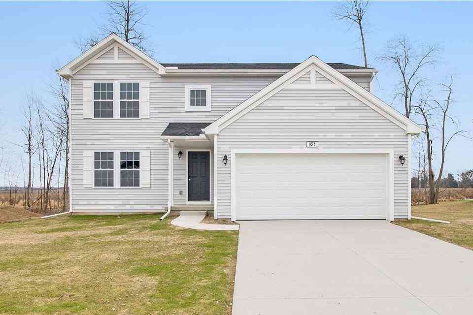 Homes For Sale - 5481 Mammoth Drive<br/> Caledonia, MI 49316