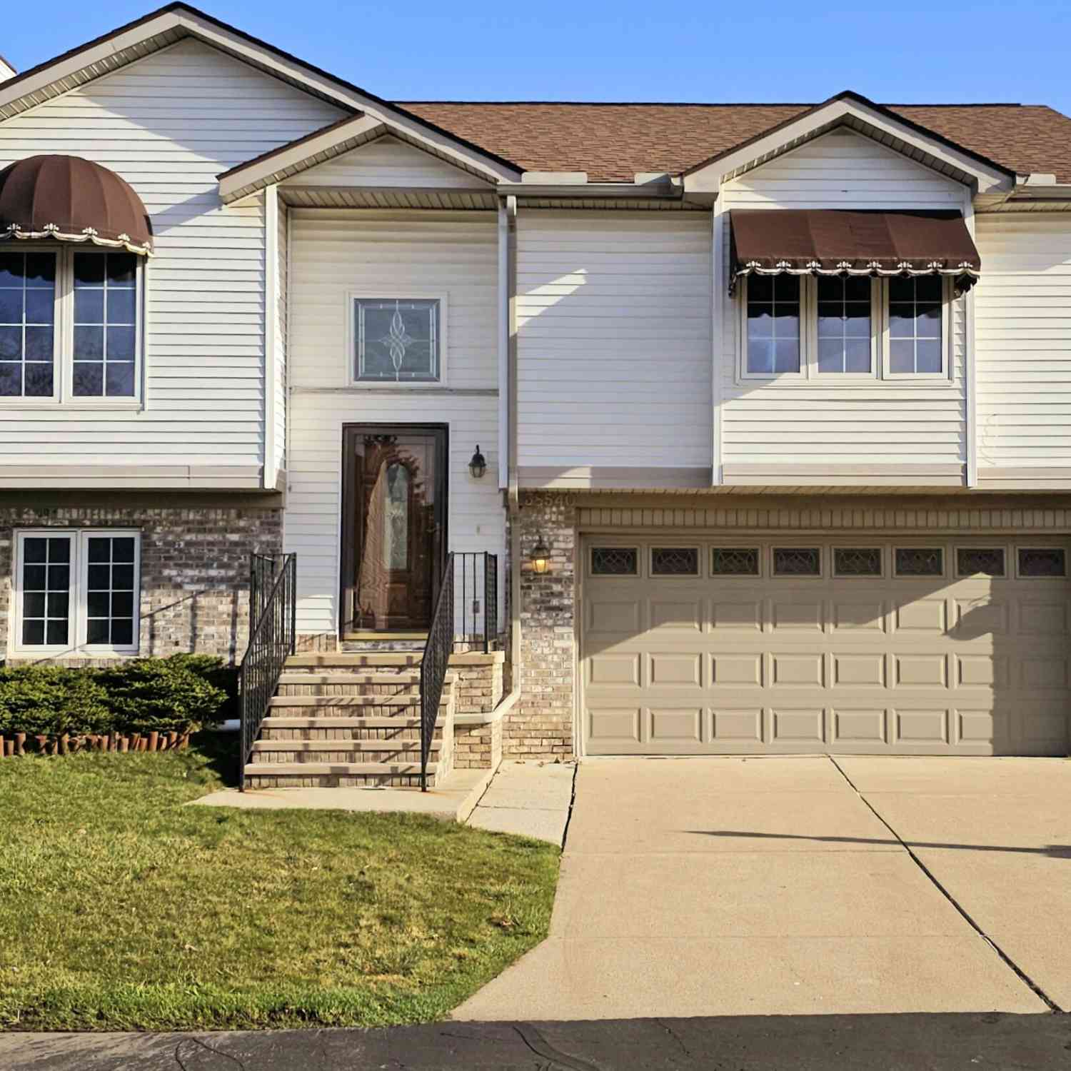 Homes For Sale - 38540 Nellie Lane<br/> Westland, MI 48186
