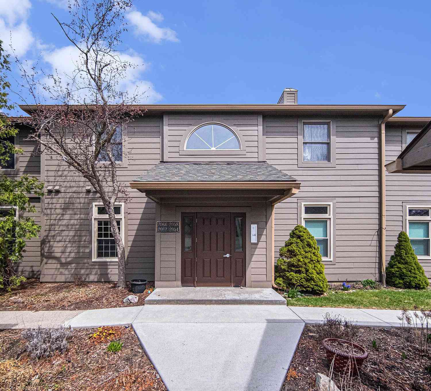 Condo For Sale - 2066 Bent Trail Court<br/> Ann Arbor, MI 48108