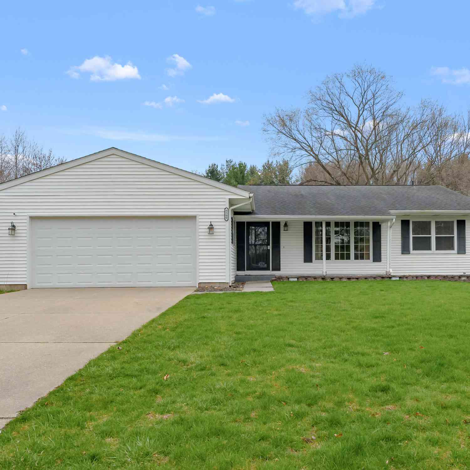 Homes For Sale - 6500 E H Avenue<br/> Kalamazoo, MI 49048