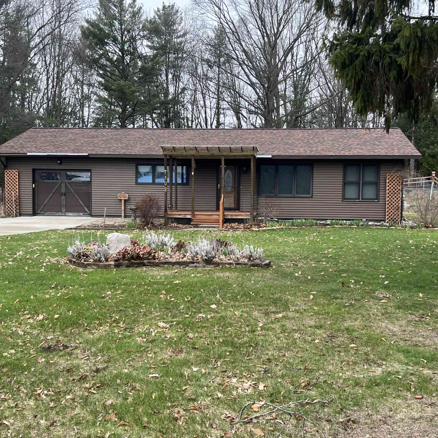 Homes For Sale - 7102 W Abrahamson<br/> Ludington, MI 49431